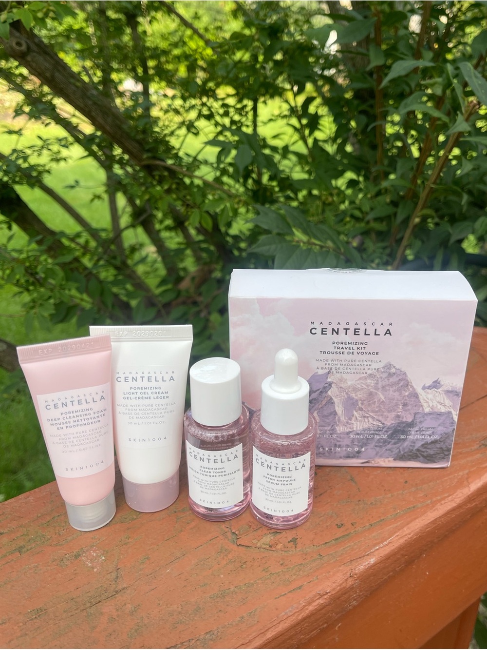 Madagascar Centella Poreminizing Travel Set — Pink